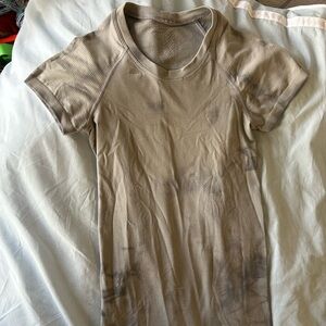 Grey marble Lululemon Swiftly Top